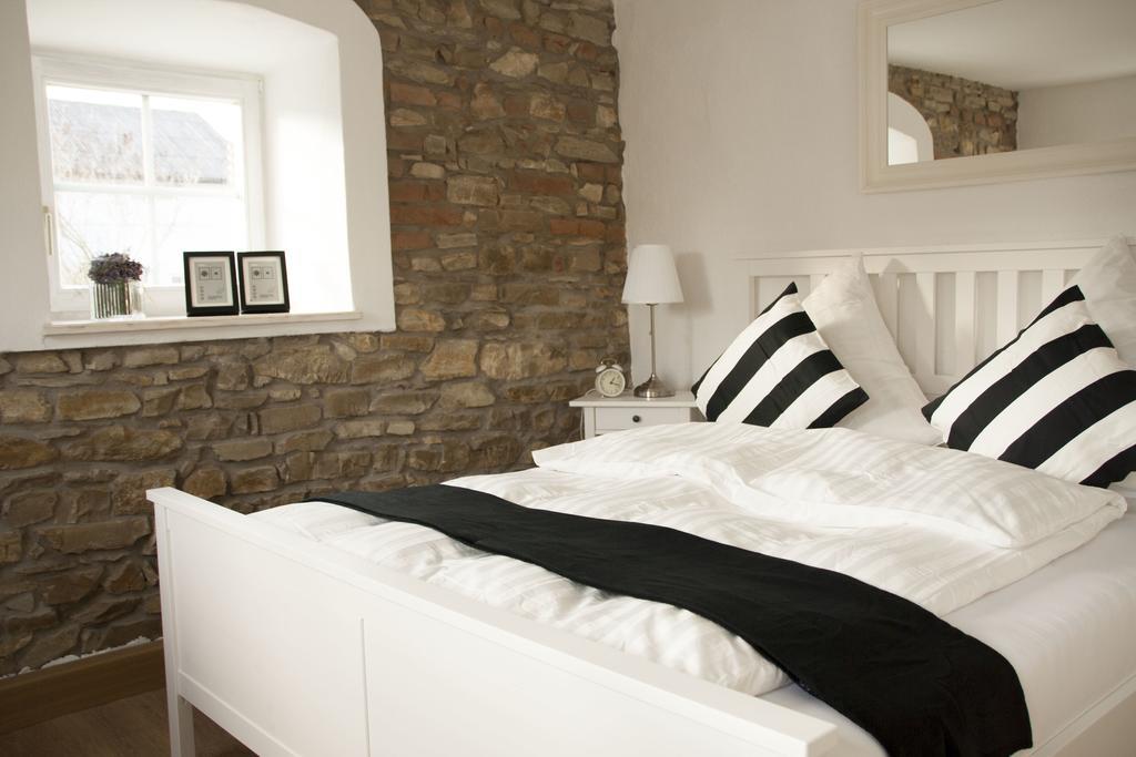 Ilmhaus Villa Pforring Oda fotoğraf